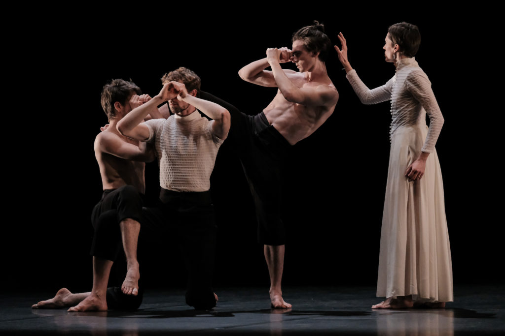 The Heart of my Heart, Gil Harush – Ballet de l’OnR © Agathe Poupeney